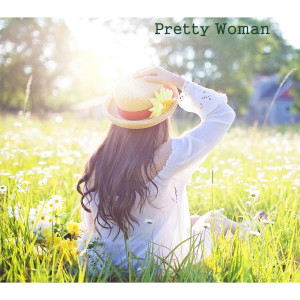 Listen to 눈꽃 열차 song with lyrics from Poly