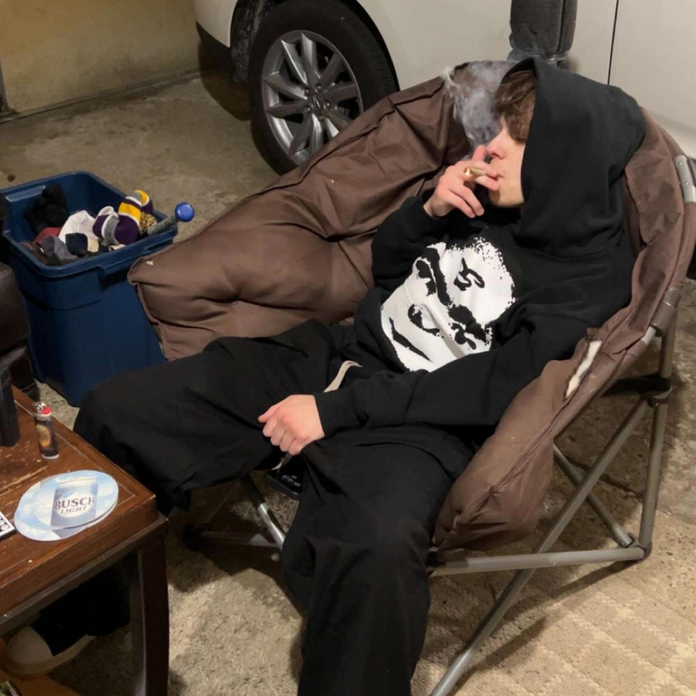 chromeheart sippin (Explicit)