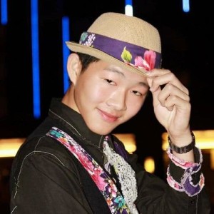 Dengarkan lagu Qiu Feng La Ye Shang Wo Xin nyanyian 赵德武 dengan lirik
