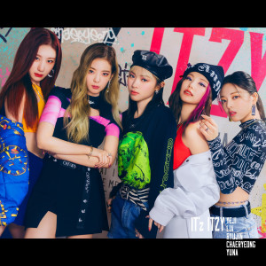 IT'z ITZY (Japanese ver.)