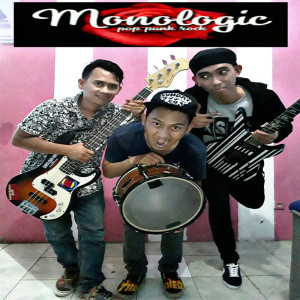 收聽Monologic的Selalu Setia歌詞歌曲