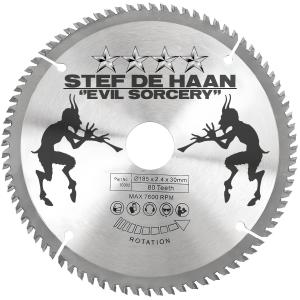 ดาวน์โหลดและฟังเพลง *⛧⸸EVIL SORCERY⸸⛧* พร้อมเนื้อเพลงจาก Stef de Haan