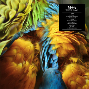 ดาวน์โหลดและฟังเพลง Midnight Radio พร้อมเนื้อเพลงจาก M+A