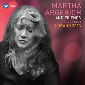 收聽Martha Argerich & Alexandre Rabinovitch的Petite suite, for Piano 4-Hands, L. 71a: III. Menuet (Live)歌詞歌曲