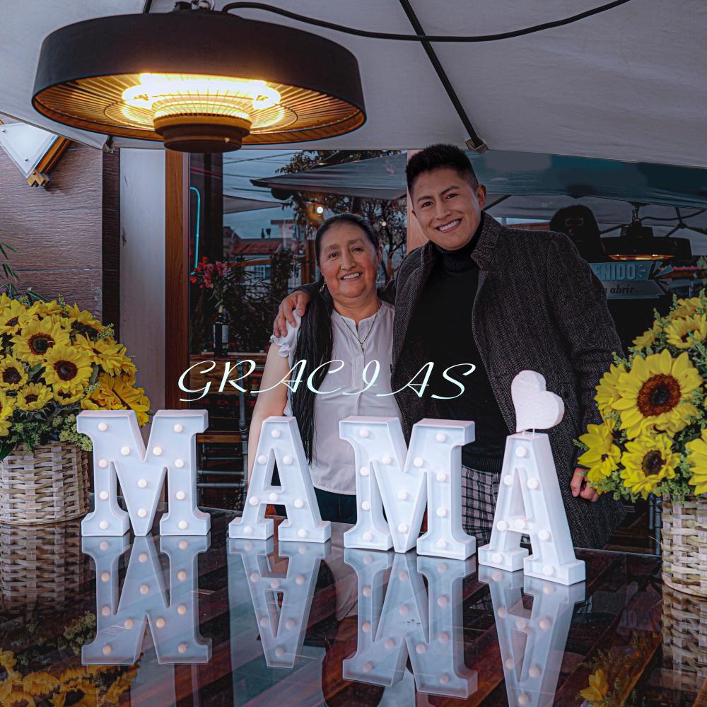 Gracias Mamá