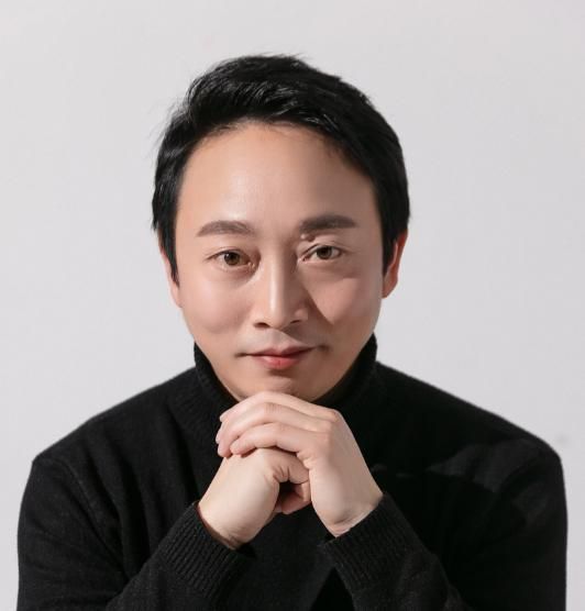 周成龙