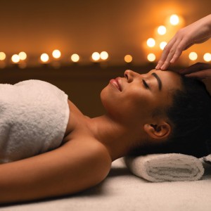 Calm Solitude的專輯Spa Atmosphere: Relaxing Tunes for Peace