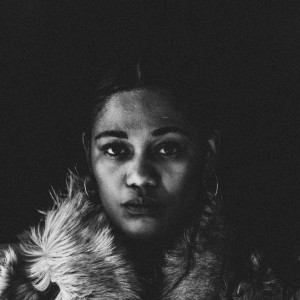 ดาวน์โหลดและฟังเพลง Rapture พร้อมเนื้อเพลงจาก Viwe