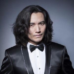罗宁 ดาวน์โหลดและฟังเพลงฮิตจาก 罗宁