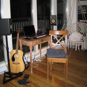 default playlist img