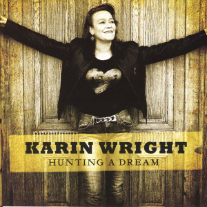 ดาวน์โหลดและฟังเพลง Bar Thing พร้อมเนื้อเพลงจาก Karin Wright