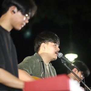 ดาวน์โหลดและฟังเพลง สุดจะเกินใจ (Live At ริมโขง) พร้อมเนื้อเพลงจาก Phumin