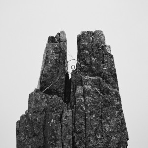 Dengarkan Shellshock (Edit) lagu dari G Jones dengan lirik