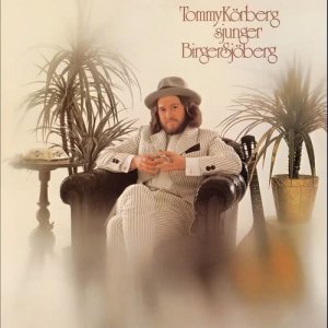 ดาวน์โหลดและฟังเพลง Hush พร้อมเนื้อเพลงจาก Tommy Korberg