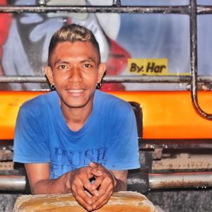 Listen to Orang Ntt (Remix) song with lyrics from Netral lise