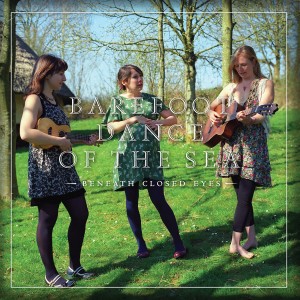 收聽Barefoot Dance of the Sea的Sea Song歌詞歌曲