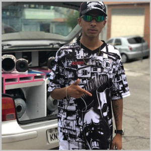 收聽MC Lino da Mata的Ilha Bela歌詞歌曲