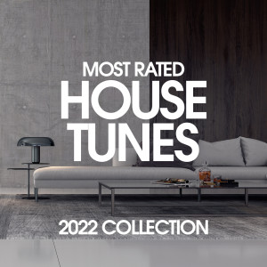 Listen to Free (DJ Maxwell Original Mix) song with lyrics from Andrea De Luca