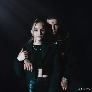 PYT的專輯DONNA (Explicit)