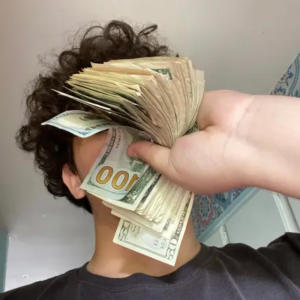 收聽villejuggin的aint right (Explicit)歌詞歌曲