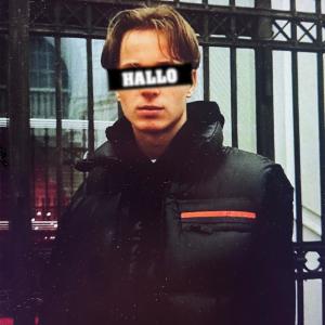 ดาวน์โหลดและฟังเพลง Hallo พร้อมเนื้อเพลงจาก Arrow