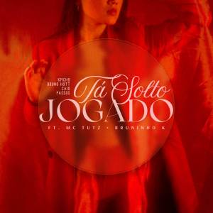 ดาวน์โหลดและฟังเพลง Tá Solto Jogado (Explicit) พร้อมเนื้อเพลงจาก Caio Passos