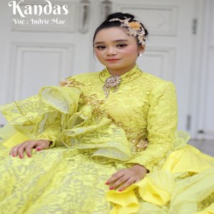 Listen to Kandas song with lyrics from Indrie Mae