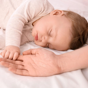 Smart Baby Music的专辑Twilight Tenderness: Calm and Comfort Music for Babies