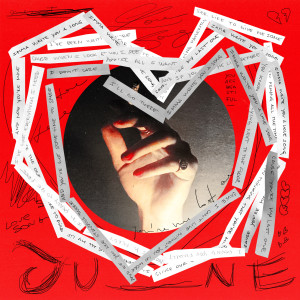 ดาวน์โหลดและฟังเพลง LOVE SONG พร้อมเนื้อเพลงจาก JUNE
