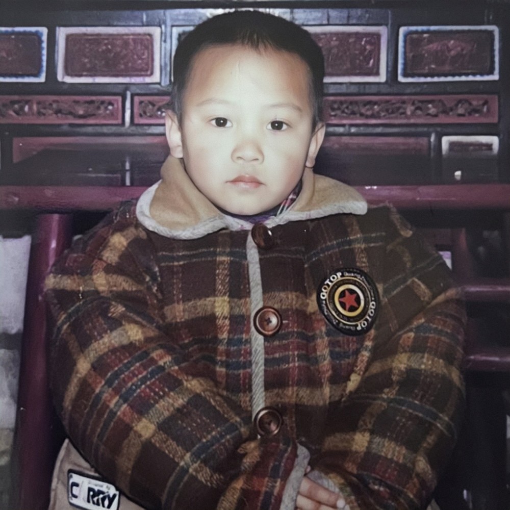 嘉逸