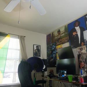 收聽Gairy的MYroom (Explicit)歌詞歌曲