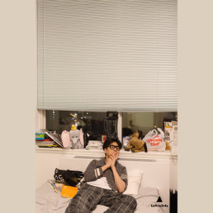 Listen to Hey, I Love You song with lyrics from Joonil Jung (정준일)