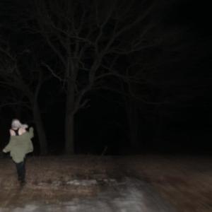 ดาวน์โหลดและฟังเพลง Hide and Seek พร้อมเนื้อเพลงจาก Holly Henry