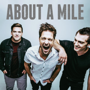 收聽About A Mile的Born to Live歌詞歌曲