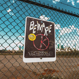 ดาวน์โหลดและฟังเพลง อันตราย (beware) พร้อมเนื้อเพลงจาก The Kyle