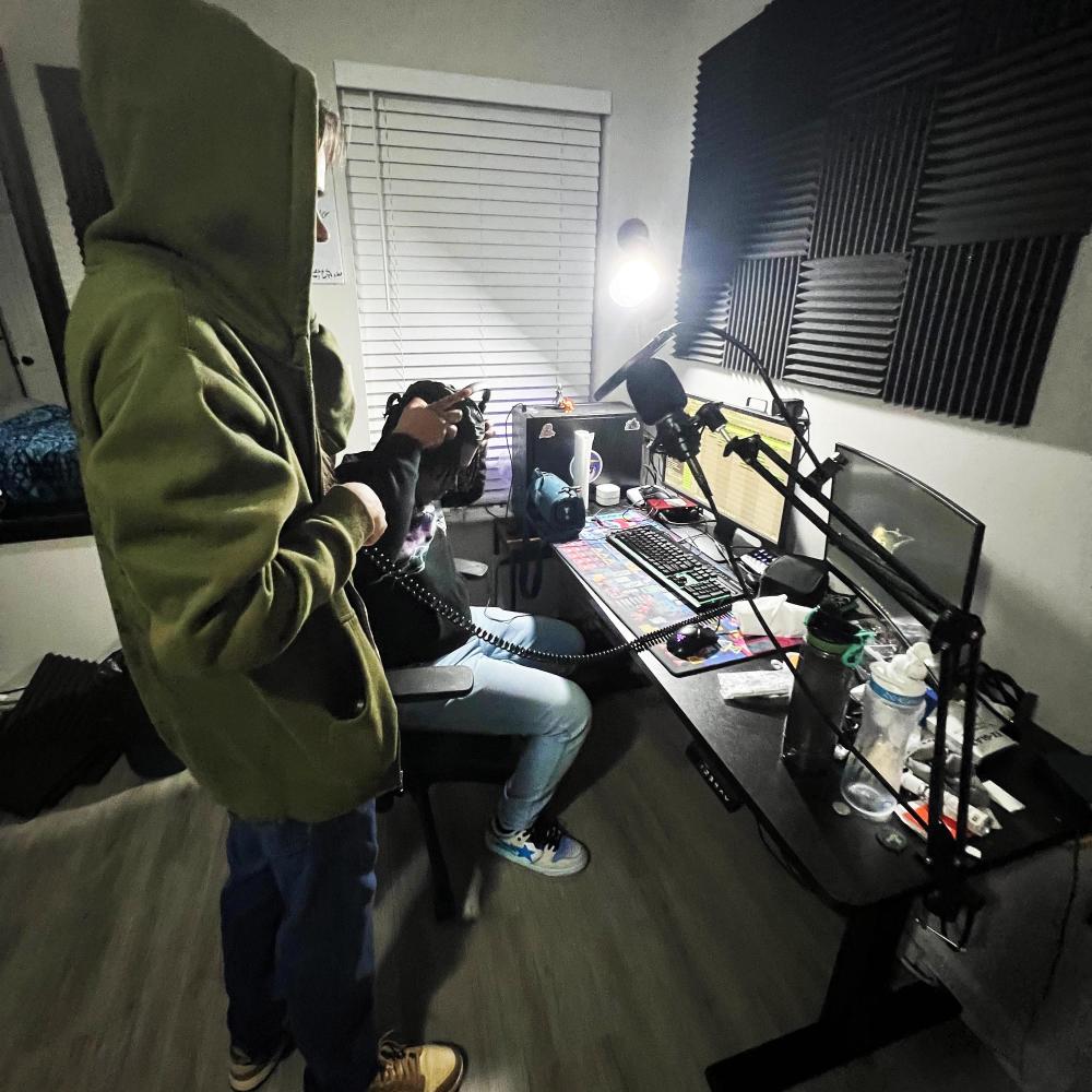 KILLSWITCH (feat. bzargoodboy & OmarCameUp)