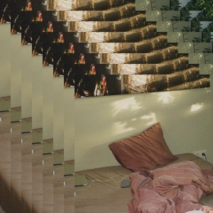 收聽Carlay的laying in bed with my best friend歌詞歌曲