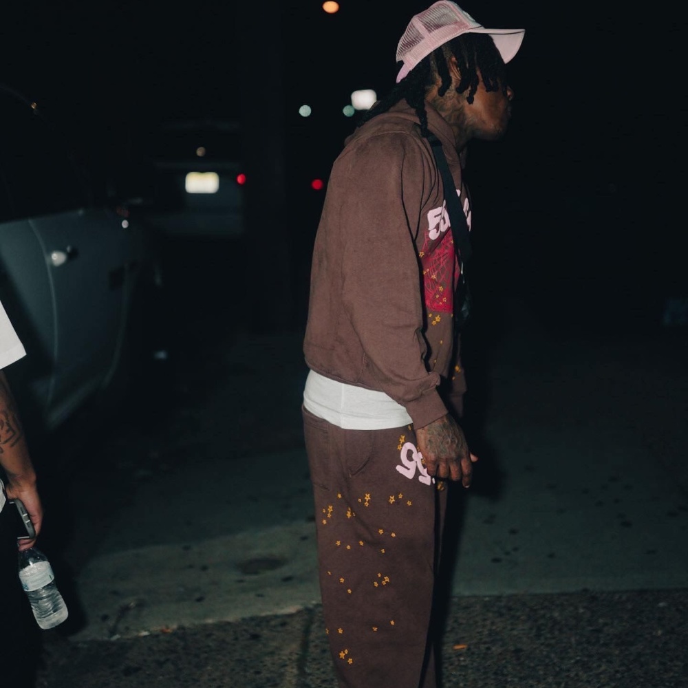 Faneto (Explicit)