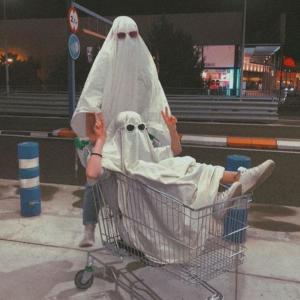 Dengarkan astronaut in the ocean (8D slowed + reverb) lagu dari 8D slowed + reverb tiktok audios dengan lirik