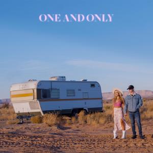 收聽Elia Esparza的One & Only歌詞歌曲
