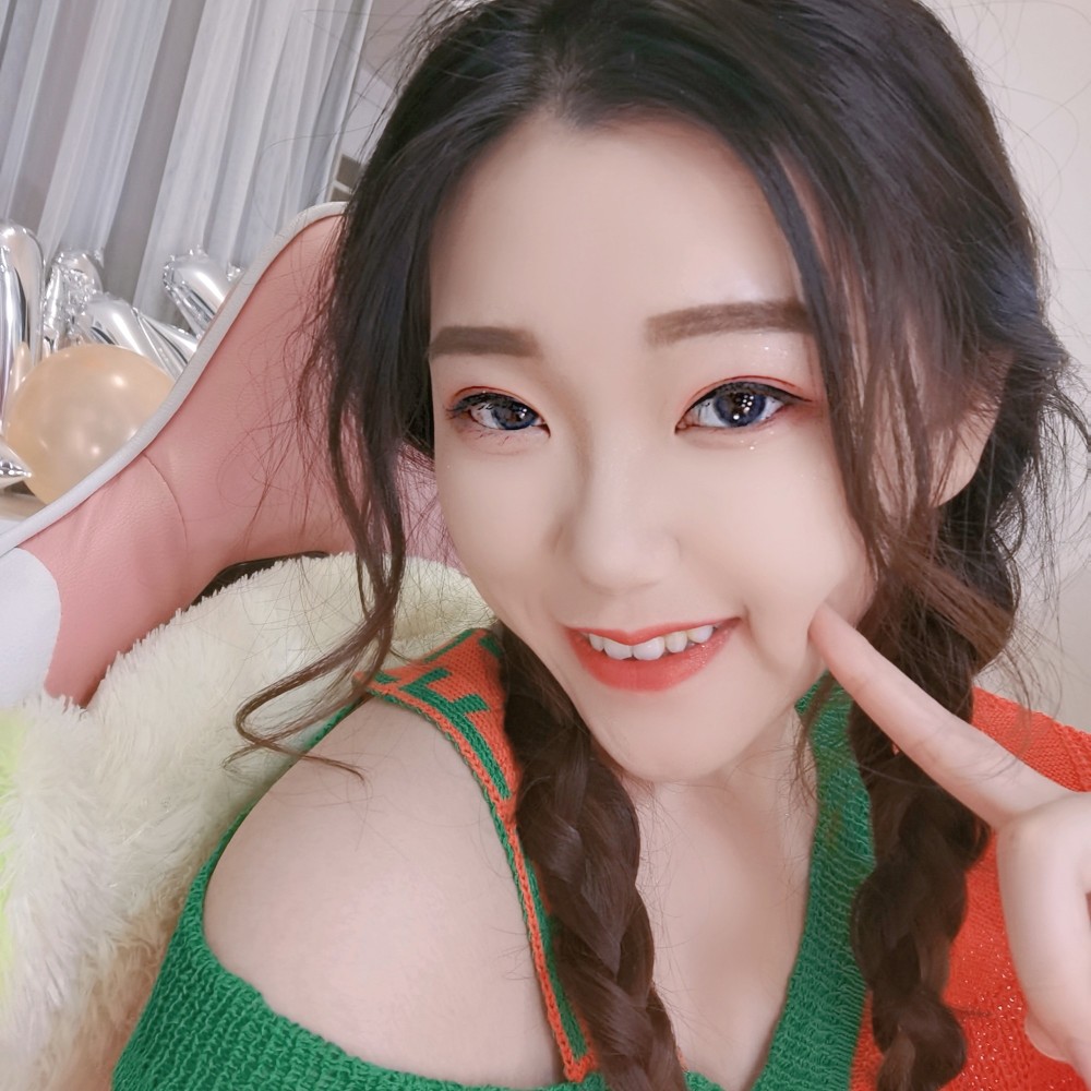 阿蕾