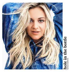 收聽Kelsea Ballerini的hole in the bottle歌詞歌曲