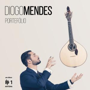 Listen to Maria (feat. Estudantina Universitária de Coimbra) song with lyrics from Diogo Mendes