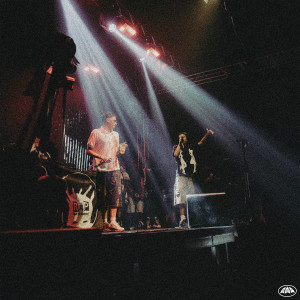 ดาวน์โหลดและฟังเพลง A NATA (Explicit) พร้อมเนื้อเพลงจาก Dnovaees