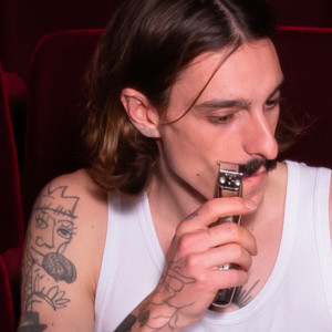 default playlist img