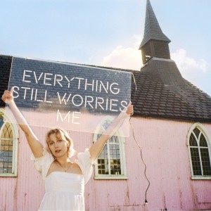 Abbie Ozard的專輯everything still worries me (Explicit)