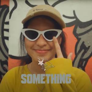 ดาวน์โหลดและฟังเพลง Something พร้อมเนื้อเพลงจาก Koloni Rusa Jantan