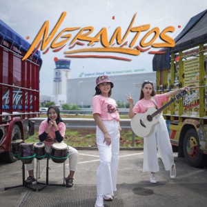 Listen to Ngrantos song with lyrics from Ceciwi