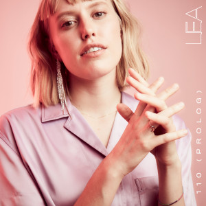 ดาวน์โหลดและฟังเพลง 110 (Prolog) พร้อมเนื้อเพลงจาก LEA