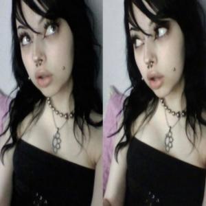 ดาวน์โหลดและฟังเพลง kandi on h3r fckin wr1st >_< (Explicit) พร้อมเนื้อเพลงจาก wr4thed